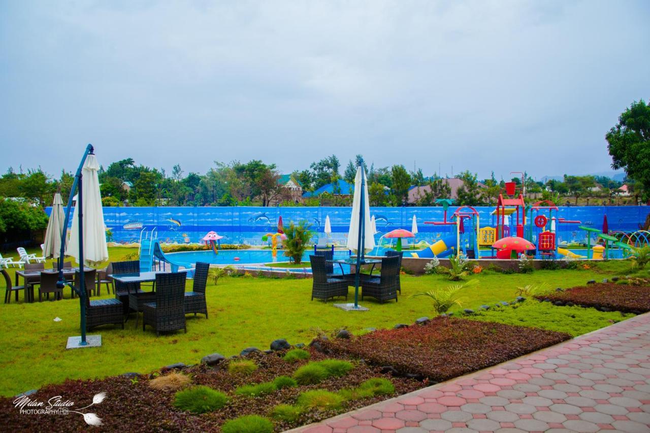 Fun Retreat Resort, Hotel And Ayurveda Spa Arusha Exteriör bild