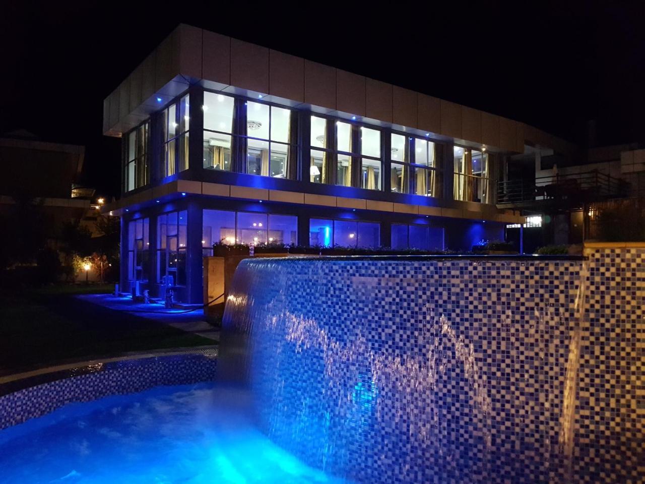 Fun Retreat Resort, Hotel And Ayurveda Spa Arusha Exteriör bild