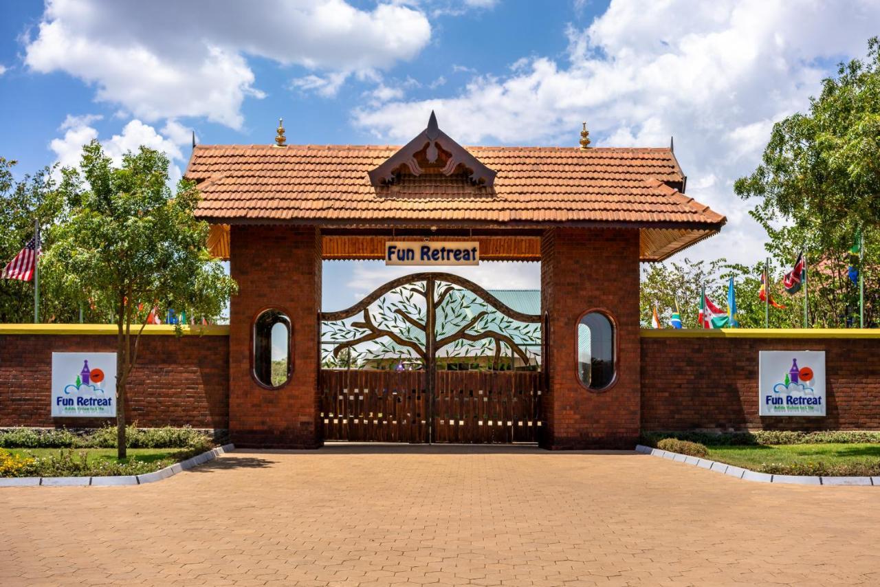 Fun Retreat Resort, Hotel And Ayurveda Spa Arusha Exteriör bild